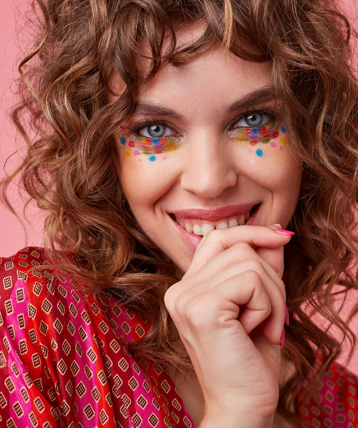 Maquiagem colorida como usar: Como fazer fixar?